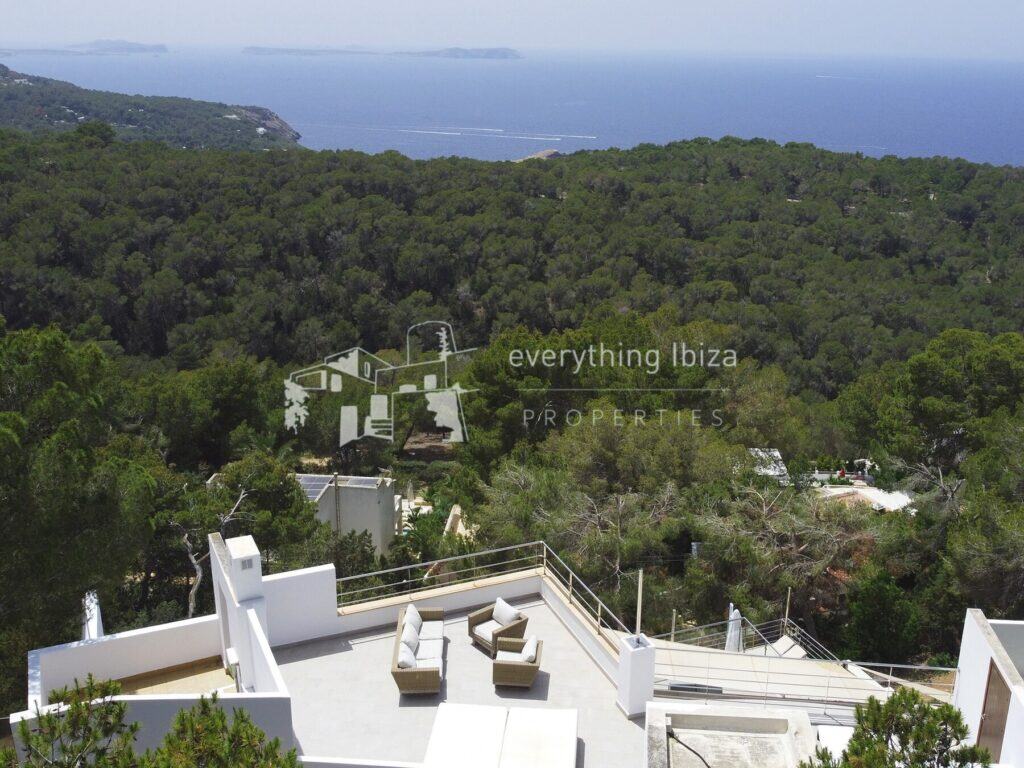 Villa for Sales in  Cala Salada