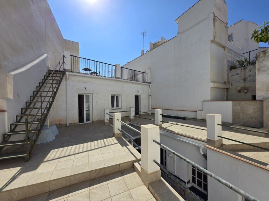 Town House for sale in Nerja
