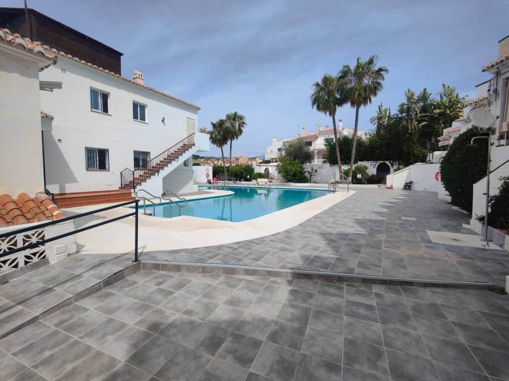 Apartment for Sales in Nerja