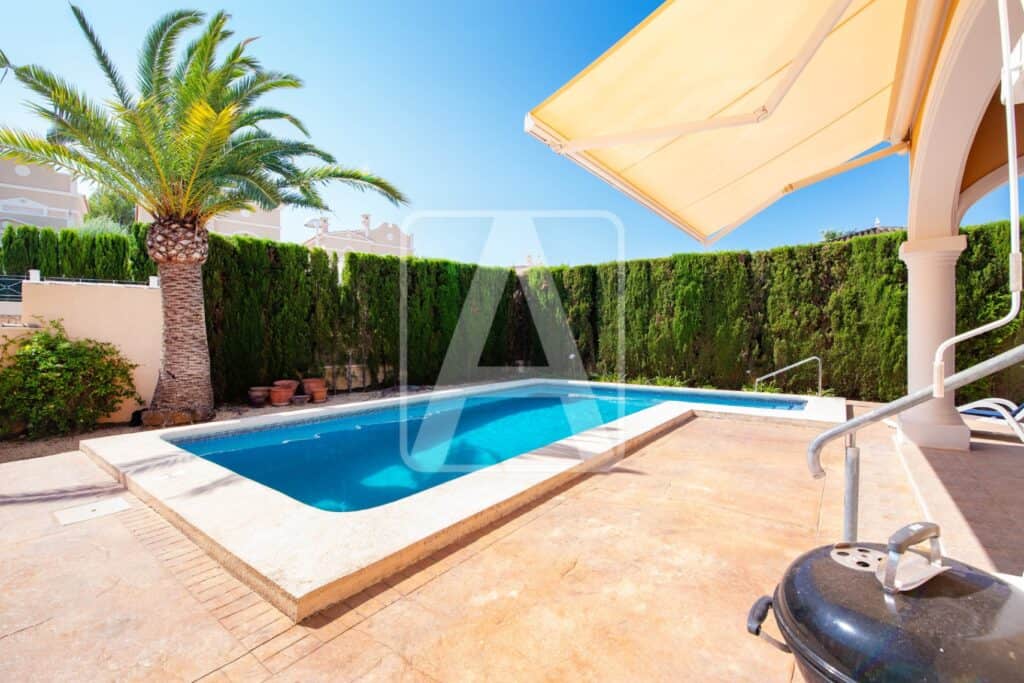  Alicante