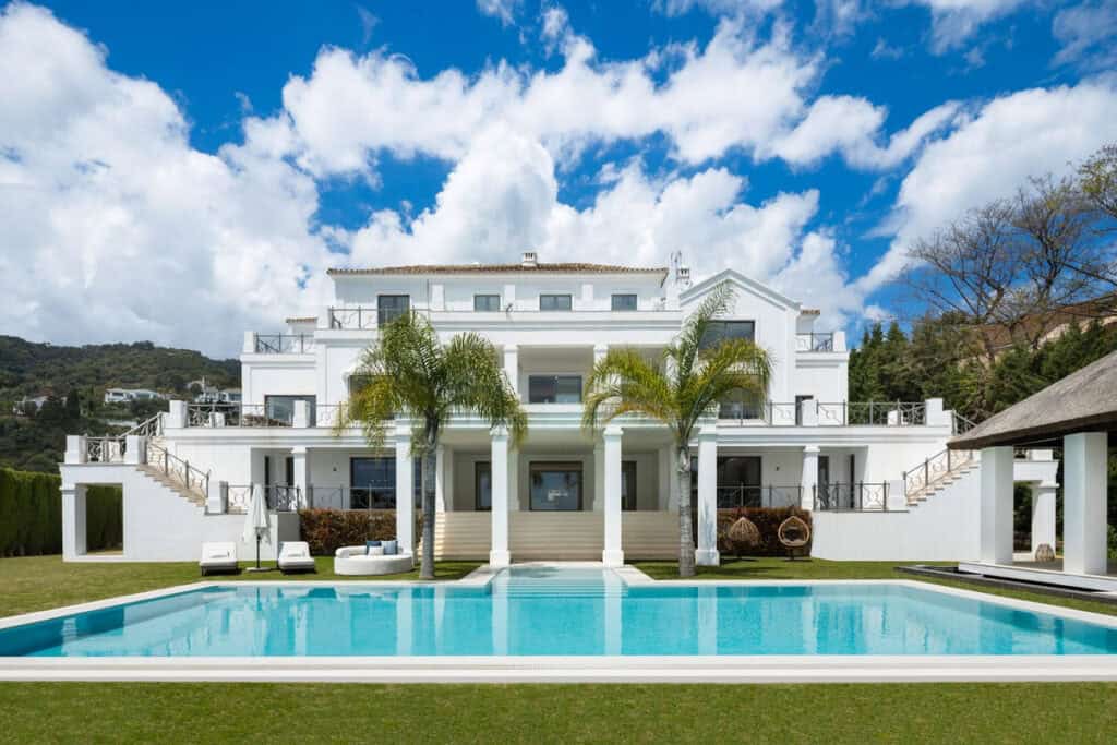 villa for sale in El Madronal