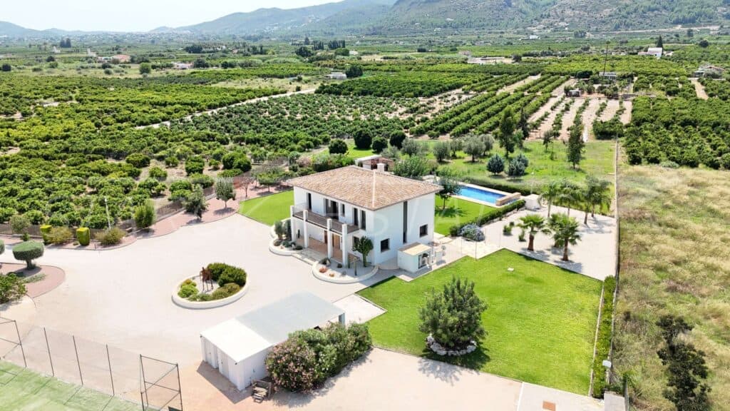 Country House for sale in Sanet Y Negrals