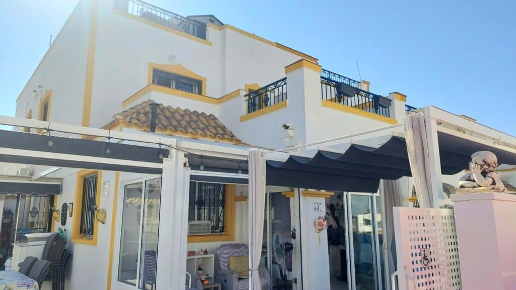 villa for sale in Vistabella Golf