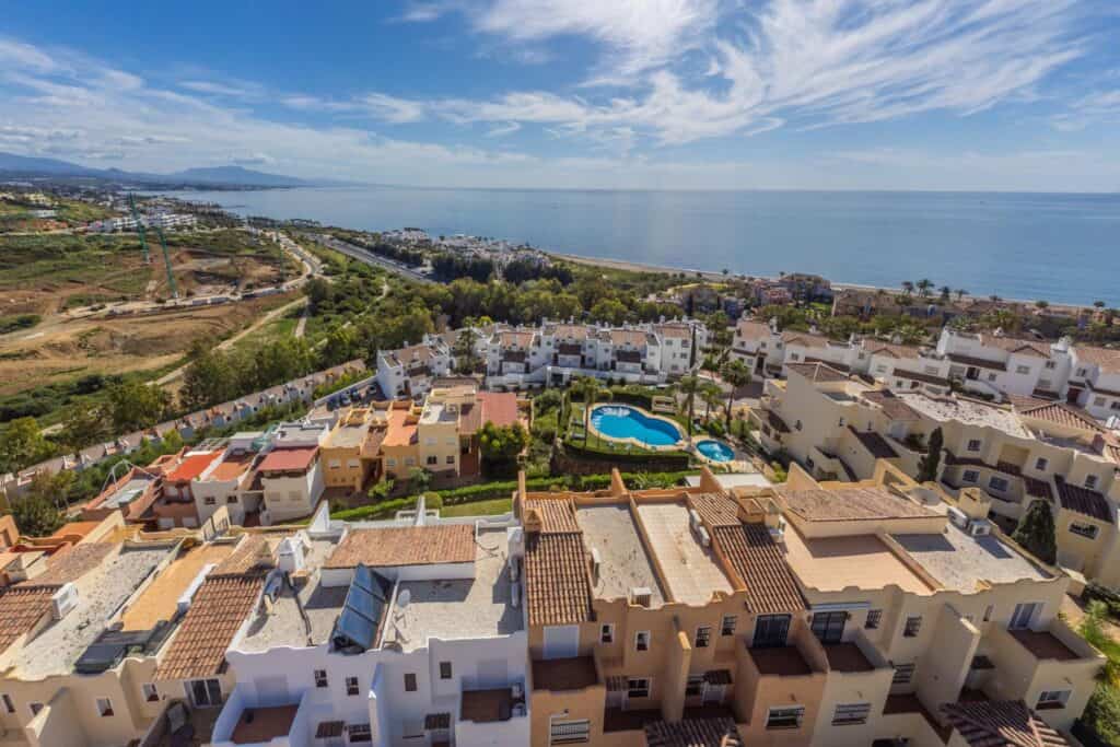 Penthouse for sale in Casares