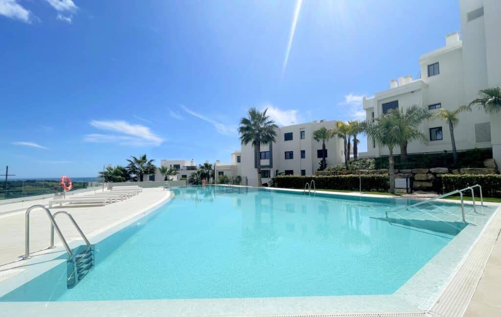Penthouse for sale in Estepona