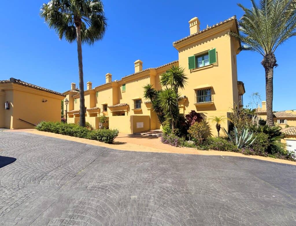 Town House for sale in Sotogrande