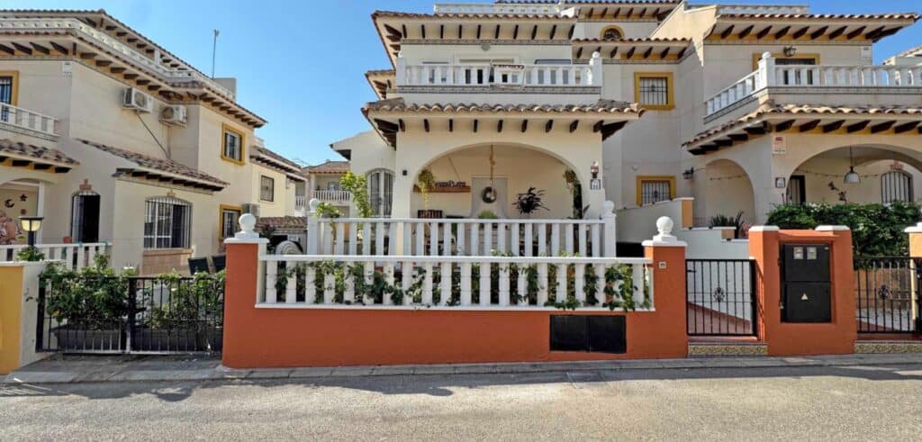 Town House for sale in Orihuela Costa