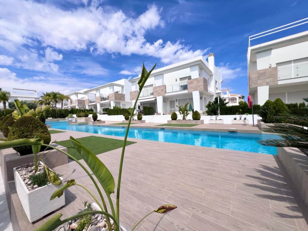  Alicante