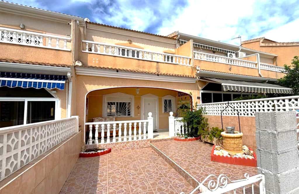 Town house for sale in Ciudad Quesada