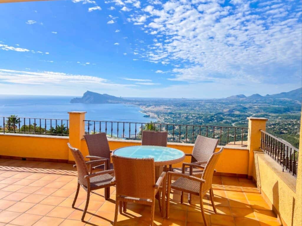 Villa for sale in Altea