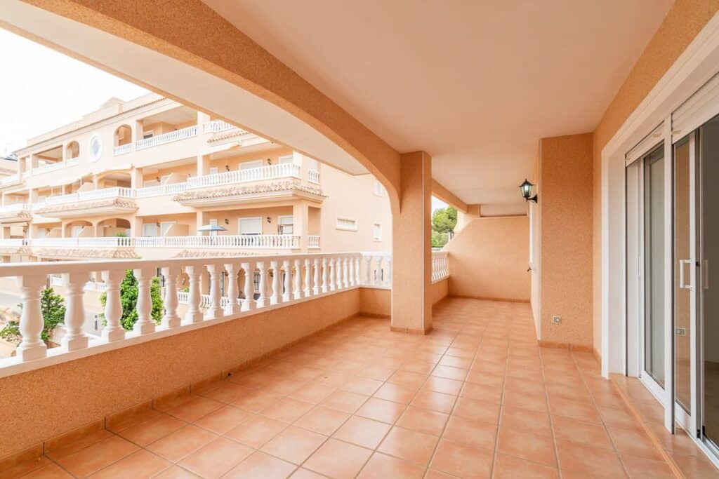 Apartment for Sales in  Orihuela Costa