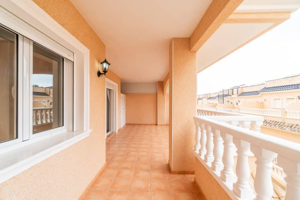  Alicante