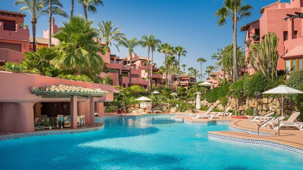 Apartment for sale in Estepona