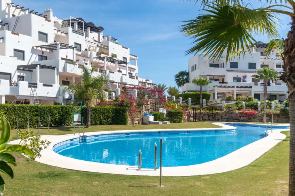 Villa for Sale in Selwo