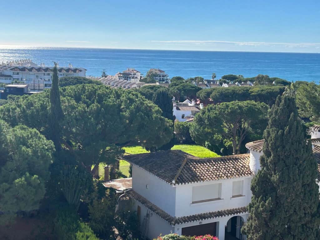 Apartment for Sale in Calahonda