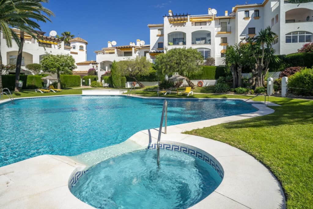 Apartment for sale in Nueva Andalucía