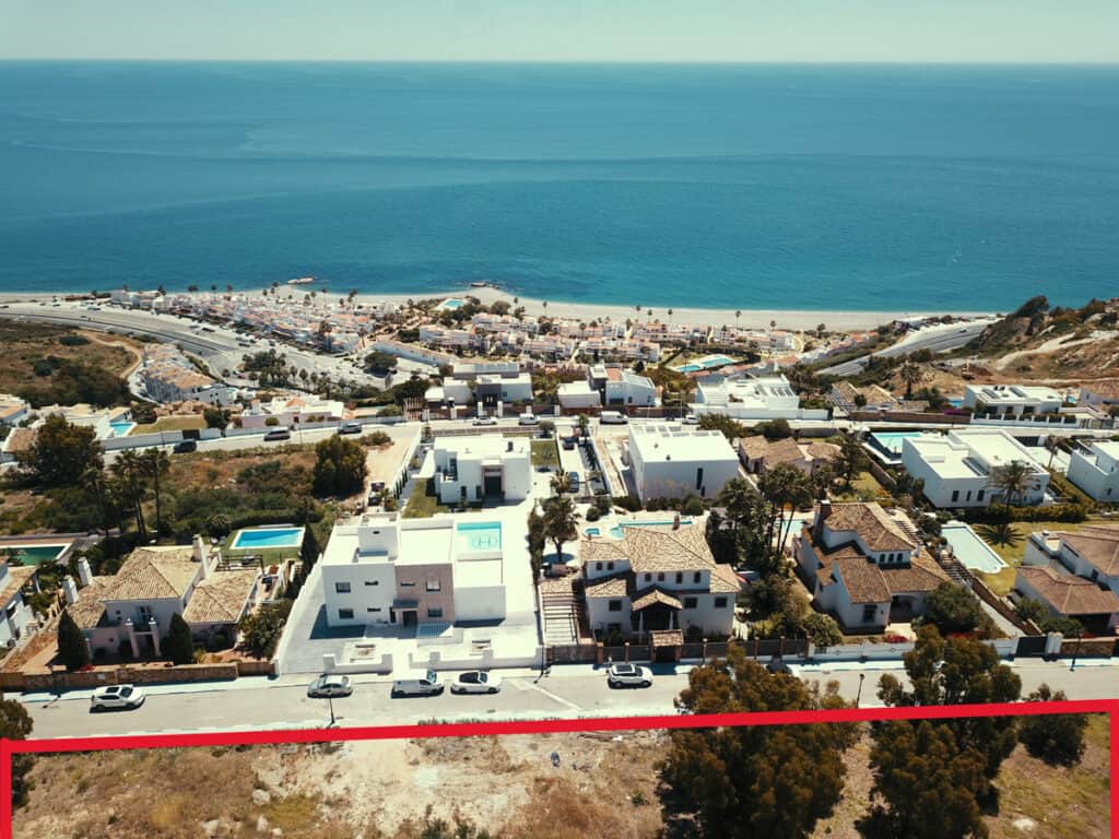 Plot for sale in manilva