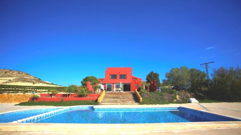 Villa for sale in Torremendo