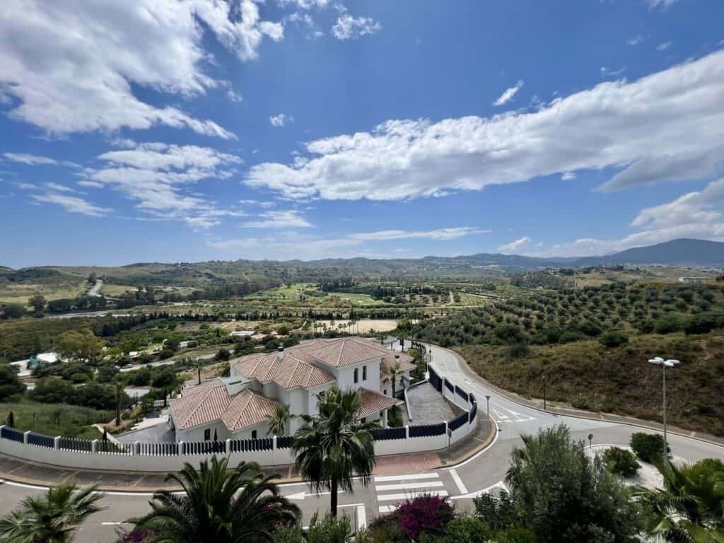 Apartment for Sales in Mijas