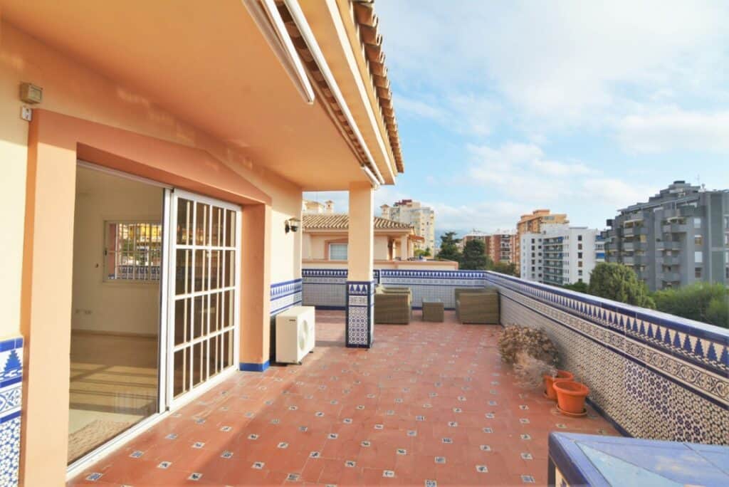 Penthouse for Sales in  Fuengirola