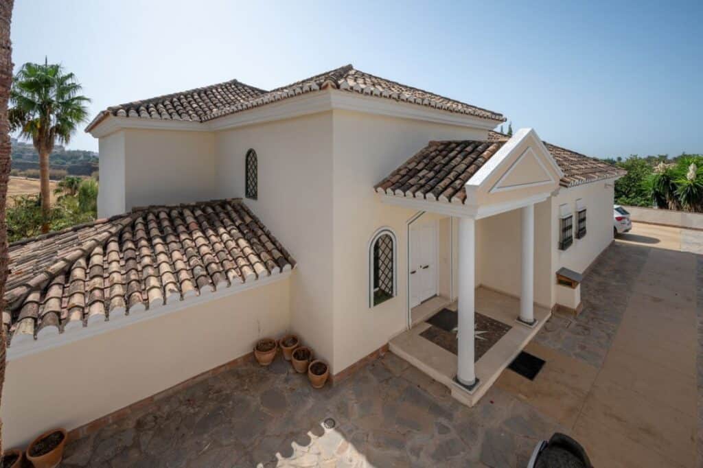 Villa for Sales in  Mijas