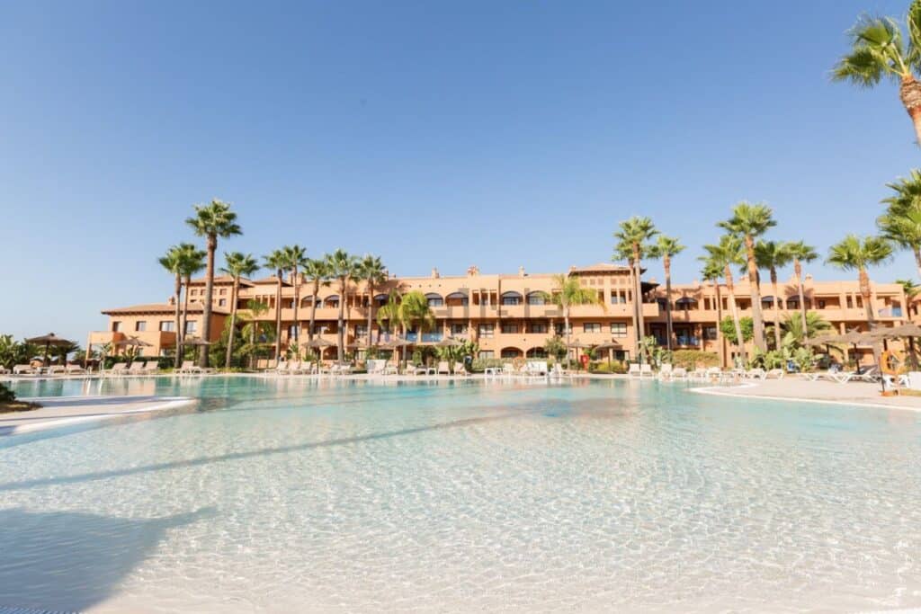 Apartment for Sales in Estepona